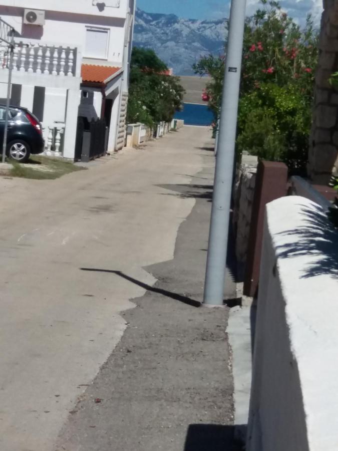 Apartment Roko Vir Εξωτερικό φωτογραφία