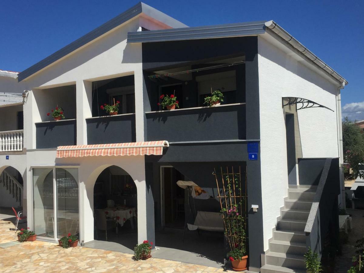 Apartment Roko Vir Εξωτερικό φωτογραφία