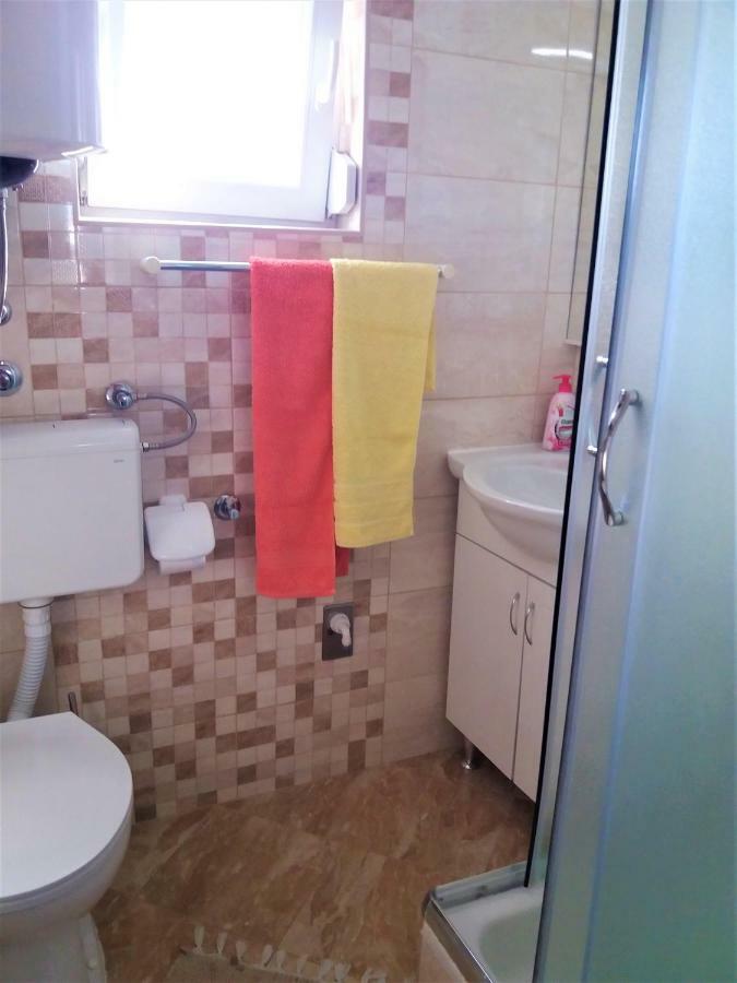 Apartment Roko Vir Εξωτερικό φωτογραφία